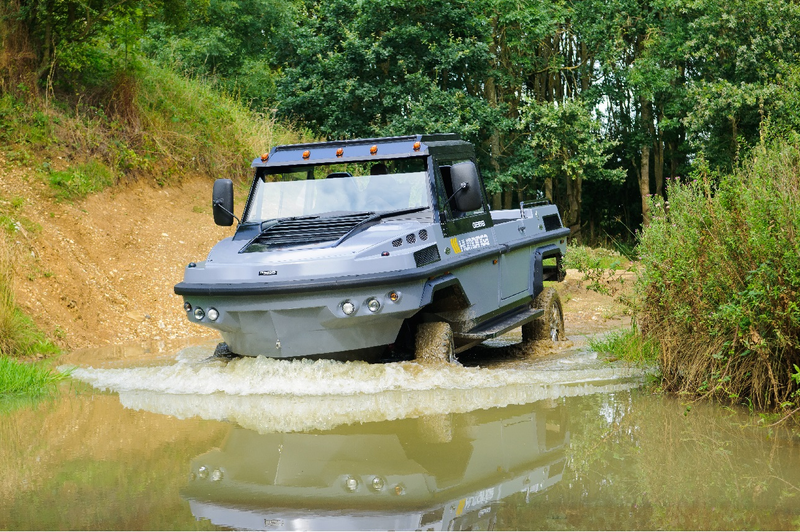 Illustration for article titled This Amphibious Tank-Yacht Might Save Your Life One Day